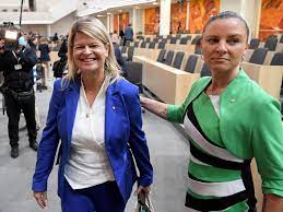 Der vormalige innenminister karl nehammer . Katharina Nehammer Nicht Bei Hygiene Austria Angestellt Politik Vienna At