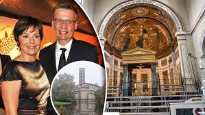 Günther jauch was born on july 13, 1956 in münster, germany. Gunther Jauch Und Frau Thea Sowie Die Friedenskirche In Potsdam Hochzeit Kirche Kirchen Jauch