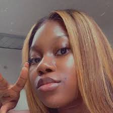 Justine Singleton (justinesingleto)