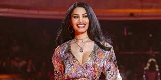 Born in chicago to a filipina mother and an african american father. Who Is Leyna Bloom Wiki Biography Age Height Net Worth Boyfriend