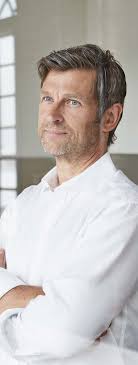 Operations Bridge: Autonomous Operations Through a Business Lens