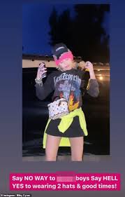 Check spelling or type a new query. Miley Cyrus Shares Snap Of Britney Spears Iconic Dump Him T Shirt During Rant About P Y Boys Aktuelle Boulevard Nachrichten Und Fotogalerien Zu Stars Sternchen