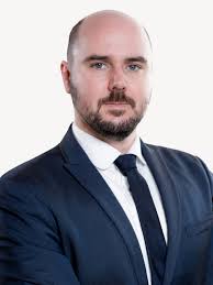 Steven Molloy's Instagram, Twitter & Facebook