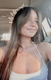 Naileadevora instagram Stories