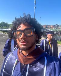 Howard Alum ❤️💙