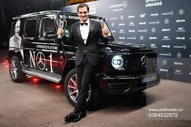 Swiss ace roger federer, on sunday, announced that he is set to undergo another surgery on his knee. Roger Roger Federer Fans From All Over The World Facebook