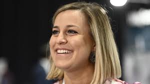 Silvia Avilés: "En TIS 2024 veremos cómo la inteligencia artificial ha  revolucionado la gestión turística"