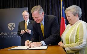 November 30, 1955, in charlottesville, virginia) is a republican member of the united states senate from north carolina. U S Sen Richard Burr Donates Congressional Papers To Wake Forest Wake Forest News