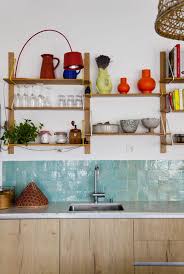 La recherche de la crédence de cuisine est souvent très difficile, puisqu'elle doit être à la fois pratique et esthétique. 70 Idees Pour Choisir Et Relooker Sa Credence