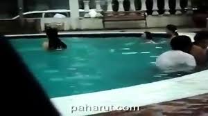 Sexo En Público En Una Piscina - Viral Pinay Palaiyot - EPORNER