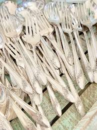 Queen bess was offered specially through general mills for homemakers who used their products. This Item Is Unavailable Etsy Oneida Silver Flatware Set Silverware