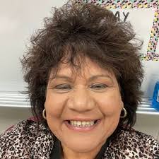 Joann Lara's Instagram, Twitter & Facebook