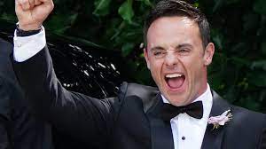 He has been married to lisa armstrong since july 22, 2006. Vefnzuxnchpuum