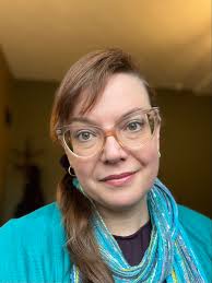 Angela Woosley's Instagram, Twitter & Facebook