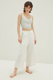 #abisleevelesswide #crop #leg #shoptiques #sleeveless #tie #v #waistjumpsuit #widelegjumpsuit. Boundless Knitted Wide Leg Capris Pants Neiwai