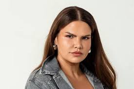 Thaís Carla abre o jogo sobre fim do casamento de 11 anos: ‘Infinitas mudanças’