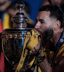 𝗠𝗘𝗜𝗟𝗟𝗘𝗨𝗥 𝗝𝗢𝗨𝗘𝗨𝗥 𝗗𝗘 𝗦𝗔𝗨𝗗𝗜 𝗣𝗥𝗢 𝗟𝗘𝗔𝗚𝗨𝗘 ! 🌟🏆  Champion d'Arabie saoudite 🇸🇦 21 buts ⚽️ 9 passes décisives 🎯 Tout se  passe comme prévu ☄️