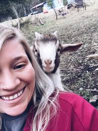 George: you fed the horse Beef-O-Reeno?!!!! Kramer: Rusty!!! 🤣🤣