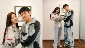 The two artists' agencies sm entertainment and p nation released official statements earlier today, citing that they have gotten together recently after meeting for work. Mmv2zvhyfdfqgm