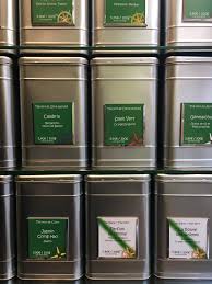 À 400 m d'altitude sur la commune d'arboras, les vins frais et élégants de marie et frédéric chauffray évoquent d'autres plaisirs : La Route Des Aromes The Ou Cafe Pas Besoin De Choisir