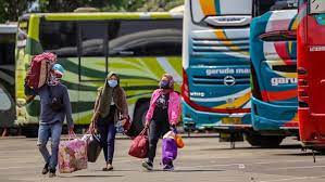 Pemerintah meniadakan mudik lebaran pada 2021. Polemik Mudik Lebaran Diizinkan Menhub Dikritik Satgas