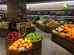 Tesco Ioi Mall Putrajaya Malaysia Supermarket Fresh Lifestyle Visual Merchandising Www Clearretailgr Frutas Exposicao De Mercadoria Expositores