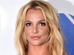 Jamie was 22 or 23 when he married lynne. Nd R Igwzak6m