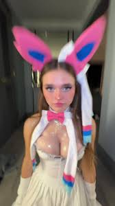 @megnutt02s video Tweet