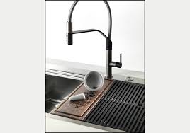 There was a time, however, when everything in the kitchen was free and movable and that included both appliances and furniture, the only exception being the sink. Sinks Sink Milanello Workstation 1031 850