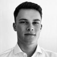 200+ perfiles de «Moschin»