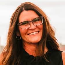 April Barrett, Pekin, IL Real Estate Associate