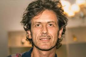 Nov 20, 2020 · larrarte confesó que coti sorokin la decepcionó por cómo manejó el tema de su nuevo romance a una semana de haber firmado el divorcio. La Bronca De Coti Sorokin Su Divorcio Millonario Y Escandaloso Salio A La Luz Y Estallo De Furia Voxpopuli Tu Voz Es Noticia