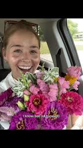 Kelly Coe (@kellycoe17)