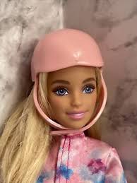 Posable Skateboader Barbie Skateboard Doll Barbie Made To Move Skateboarder