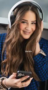 Eelen Vanjirek Pjesma