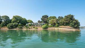 L'heure exacte de chaque prière et la direction vers qibla. Ile D Iris Villa Rental In Brittany Arradon Villanovo