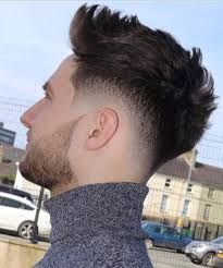 El medium fade es definitivamente el corte para levantarte e irte. Degrade Cortes En V Hombre Cachos E Outras Ondas
