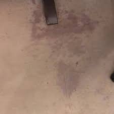 3 rotweinflecken aus teppich und polstern entfernen. Rotweinflecken Aus Teppich Entfernen Reinigung Flecken Wein
