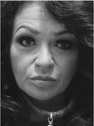 Beth Kingsbury's Instagram, Twitter & Facebook