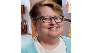 Martha Downing's Instagram, Twitter & Facebook