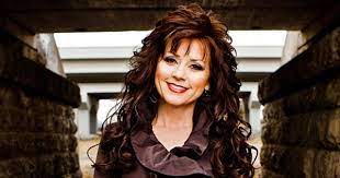 Wesley pritchard, terry blackwood, vestal goodman. Candy Hemphill Christmas Cute Hairstyles Gospel Singer Christmas Candy