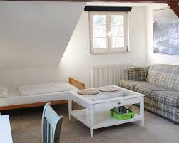 Zu den annehmlichkeiten des hotels gehört auch ein eigener abstellplatz für ihr auto. Gastehaus Gabriella Julich Pension Hotel Buchen Moblierte Appartement Stockholm