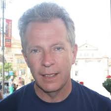 Tadaaa ! 🤗 Je suis ravie de te présenter Laurine RIOU, nouvelle…