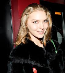 Arizona Muse at PARIS FASHION WEEK: STREET STYLE