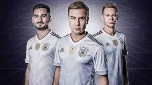 Dfb supports football at both the professional and amateur level with equal ambition. News Dfb Deutscher Fussball Bund E V