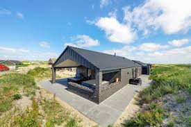 Im Lodbergsvej 76 In Sondervig Liegt Dieses Luxuriose Ferienhaus Mit Aussenwhirlpool In Strandnaher Lage Auf E Blavand Ferienhaus Ferienhaus Ferienhaus Mieten