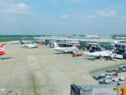 Heathrow Airport Transfers Specialist Heathrowshuttle Com Happynewyear2019 Heathrow Airports Uk B Miami Airport Airport Transportation Airport Transfers