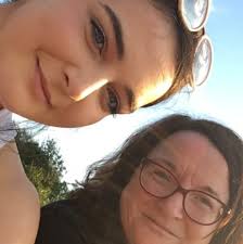 Hi all. We are at Hotel Club Drago and wondered if there is actually  anything nearby except a 15 min walk to beach? Any bars/restaurants/shops??  We have seen a few minimarkets and