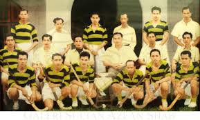 Undian acara bola sepak untuk temasya sukan sea 2017 menyaksikan malaysia diundi dalam kumpulan a bersama pasukan myanmar singapura laos dan brunei. Sultan Mizan Cipta Rekod Baru Sukan Sea Dan Beberapa Orang Kenamaan Lain Yang Merupakan Jaguh Sukan Soscili