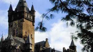 After a very long winter break and the lockdown since november 2nd, 2020, the reichsburg cochem will open the. Reichsburg Cochem Infos News Mehr Burgen De